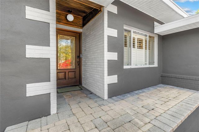 209 BANDERA WAY NE, St Petersburg, FL 33704