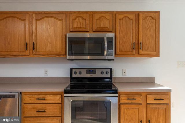 145 HICKORY DR, Luray, VA 22835