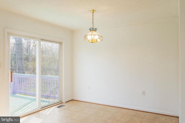 145 HICKORY DR, Luray, VA 22835