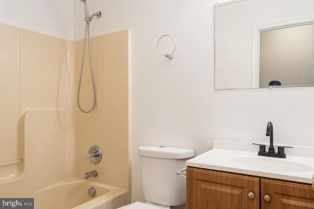 145 HICKORY DR, Luray, VA 22835