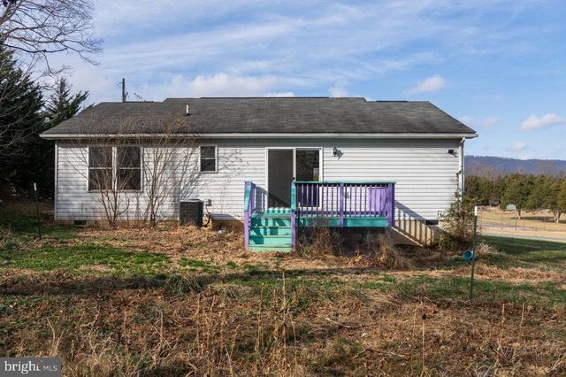 145 HICKORY DR, Luray, VA 22835