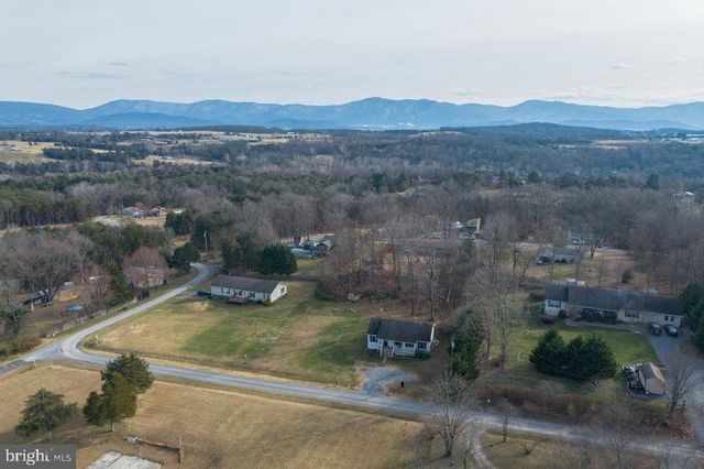 145 HICKORY DR, Luray, VA 22835