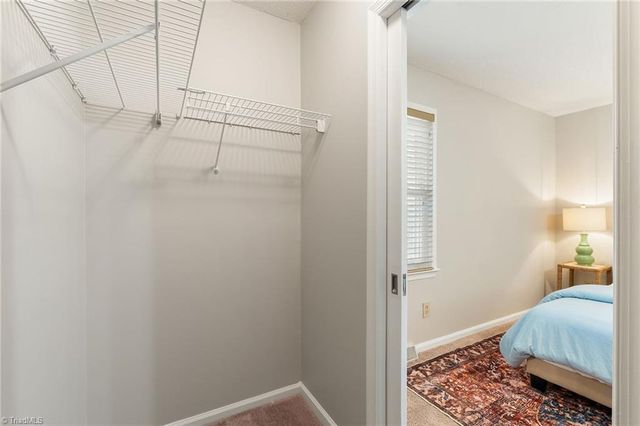 6005 Hunters Ridge Court, Lexington, NC 27295