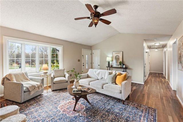 6005 Hunters Ridge Court, Lexington, NC 27295