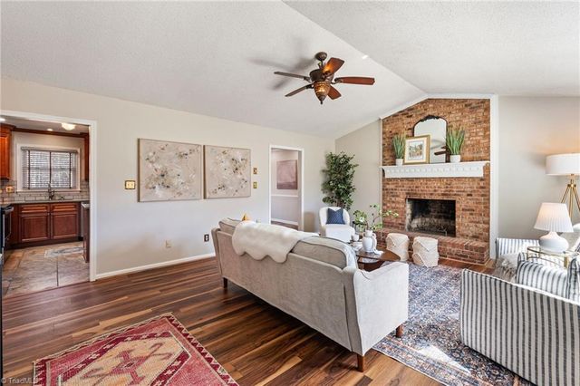 6005 Hunters Ridge Court, Lexington, NC 27295