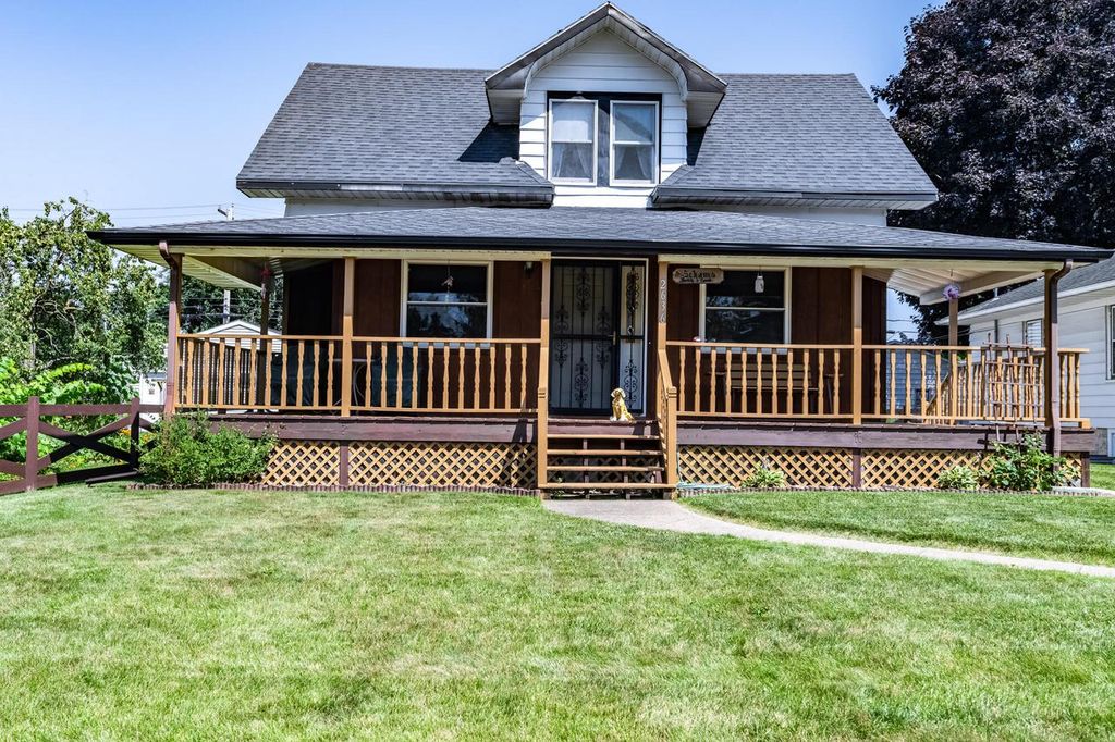 2636 Loomis STREET, La Crosse, WI 54603