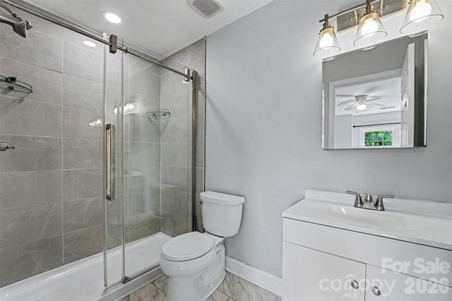 233 E Waterlynn Road B, Mooresville, NC 28117