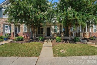 233 E Waterlynn Road B, Mooresville, NC 28117
