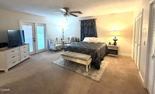 1017 Valley View Circle, Sevierville, TN 37876