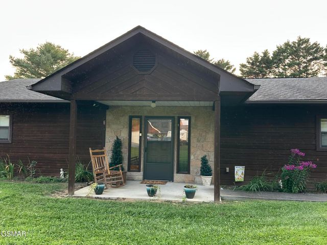 1017 Valley View Circle, Sevierville, TN 37876