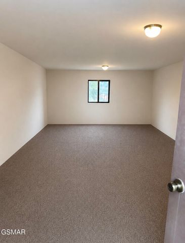 1017 Valley View Circle, Sevierville, TN 37876