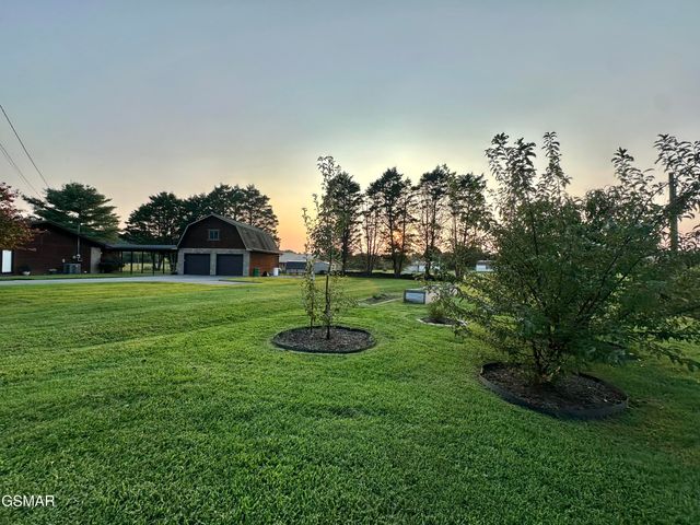 1017 Valley View Circle, Sevierville, TN 37876