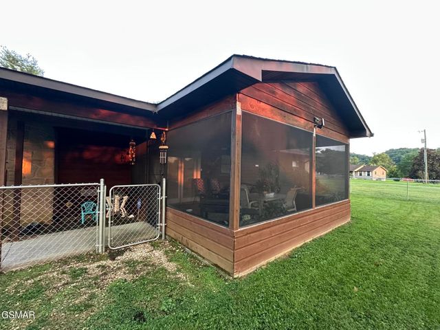 1017 Valley View Circle, Sevierville, TN 37876