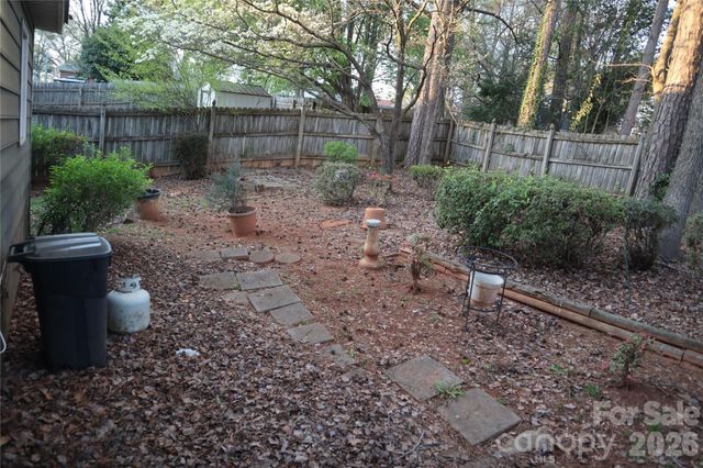 1906 Burgandy Drive, Charlotte, NC 28262