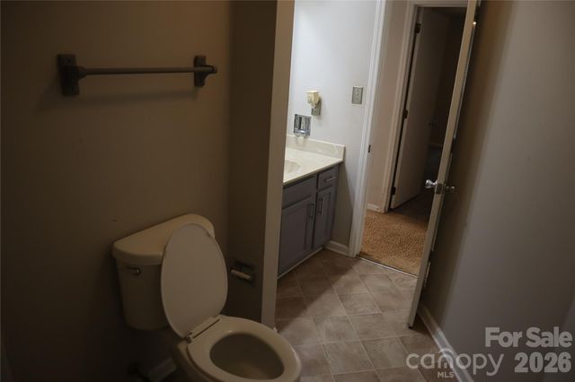 1906 Burgandy Drive, Charlotte, NC 28262