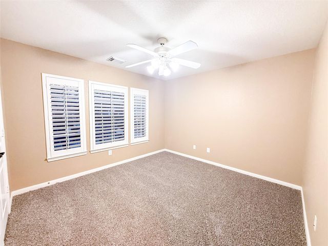 79 W Shale Creek Circle, Spring, TX 77382