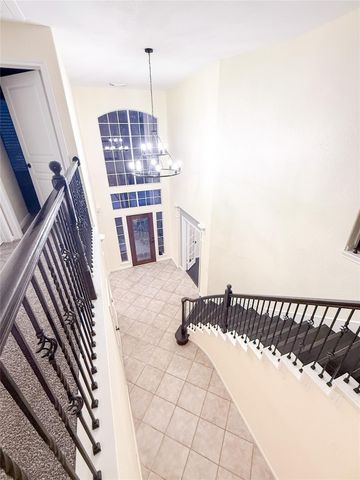 79 W Shale Creek Circle, Spring, TX 77382