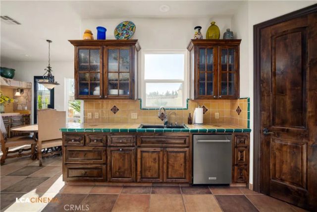 15001 Colonia De Las Rosas, Bakersfield, CA 93306