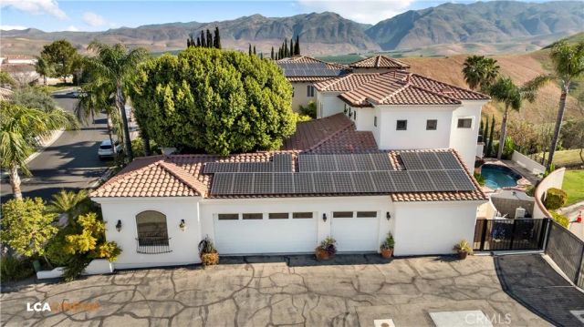 15001 Colonia De Las Rosas, Bakersfield, CA 93306