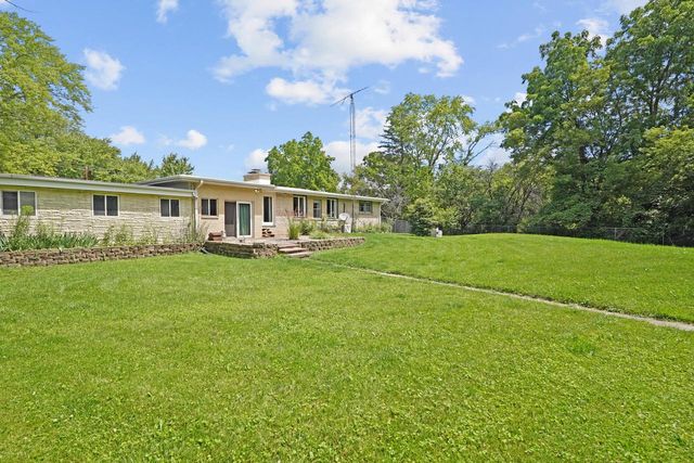 11337 Wilmot ROAD, Pleasant Prairie, WI 53158