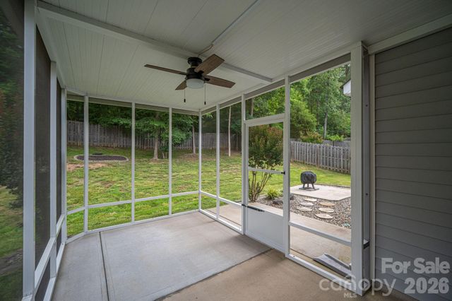 612 Augustus Lane, Mount Holly, NC 28120