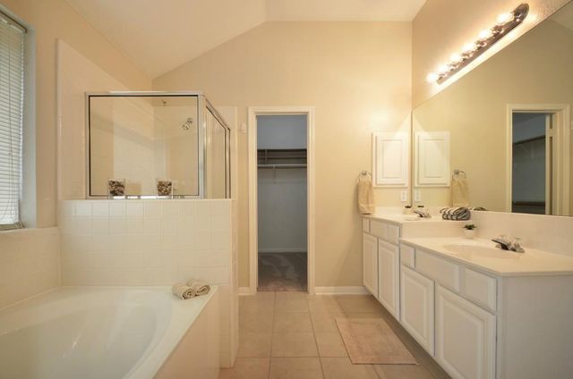 2000 Maize Bend DR, Austin, TX 78727