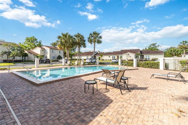 262 W SABAL PALM PLACE, Longwood, FL 32779