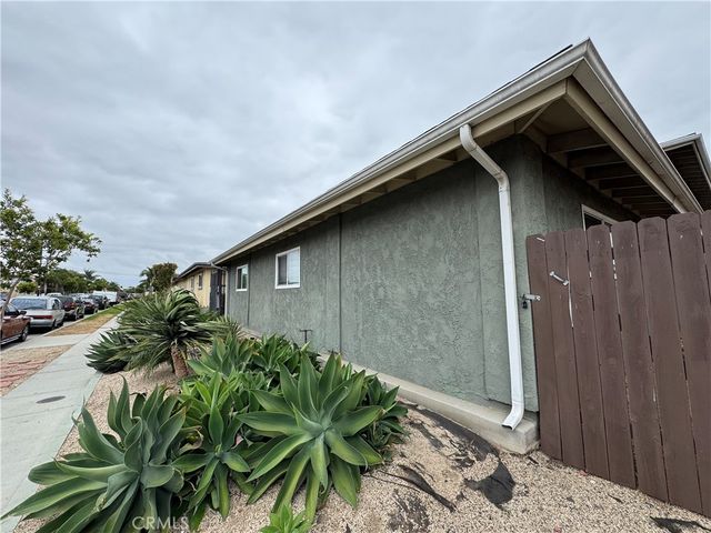 17392 Keelson, Huntington Beach, CA 92647