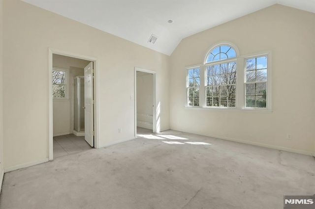 62 E Crescent, Mahwah, NJ 07430