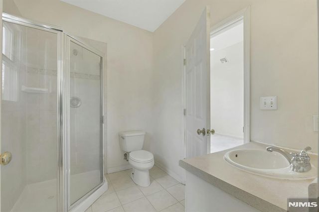 62 E Crescent, Mahwah, NJ 07430