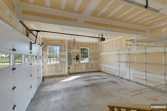 62 E Crescent, Mahwah, NJ 07430