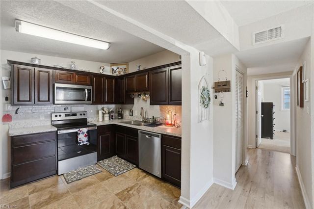 702 Bethel RD, Chesapeake, VA 23325