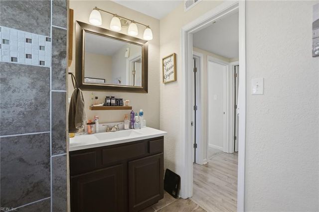 702 Bethel RD, Chesapeake, VA 23325