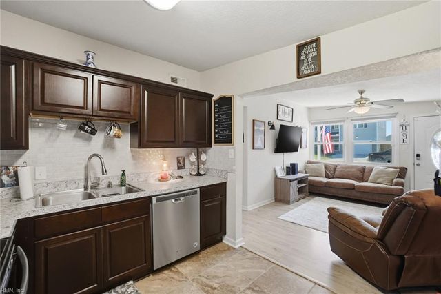 702 Bethel RD, Chesapeake, VA 23325