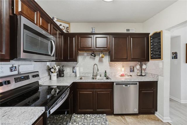 702 Bethel RD, Chesapeake, VA 23325