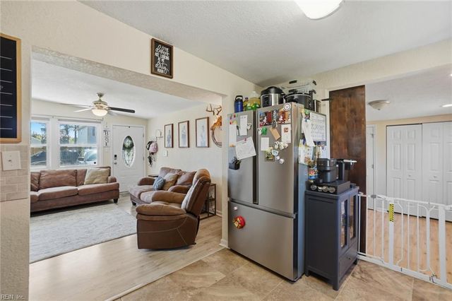 702 Bethel RD, Chesapeake, VA 23325