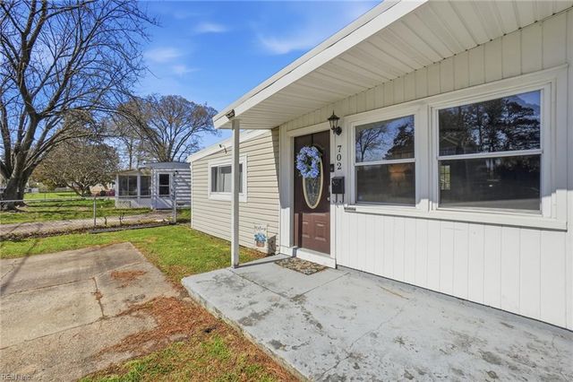 702 Bethel RD, Chesapeake, VA 23325