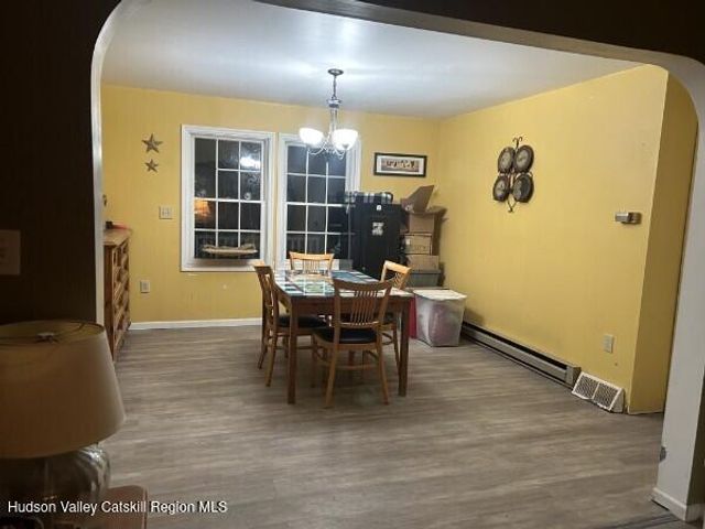 10 Calico Lane, Claverack, NY 12513