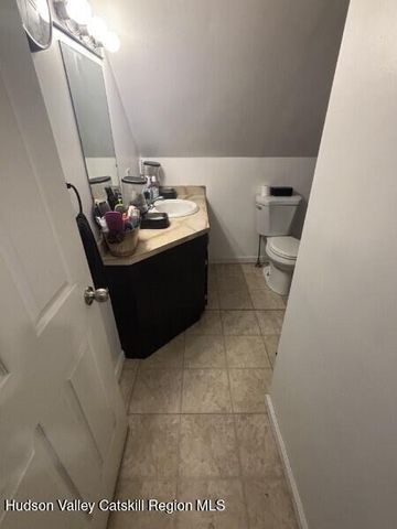 10 Calico Lane, Claverack, NY 12513