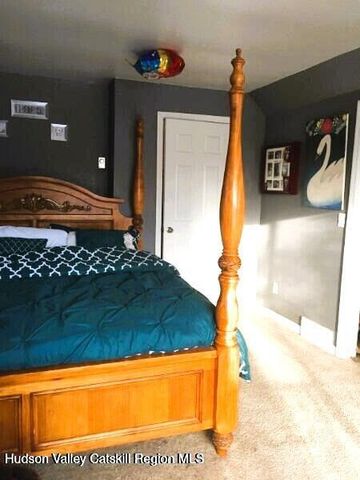 10 Calico Lane, Claverack, NY 12513