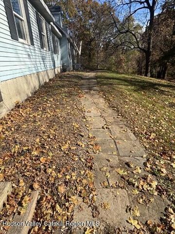 10 Calico Lane, Claverack, NY 12513