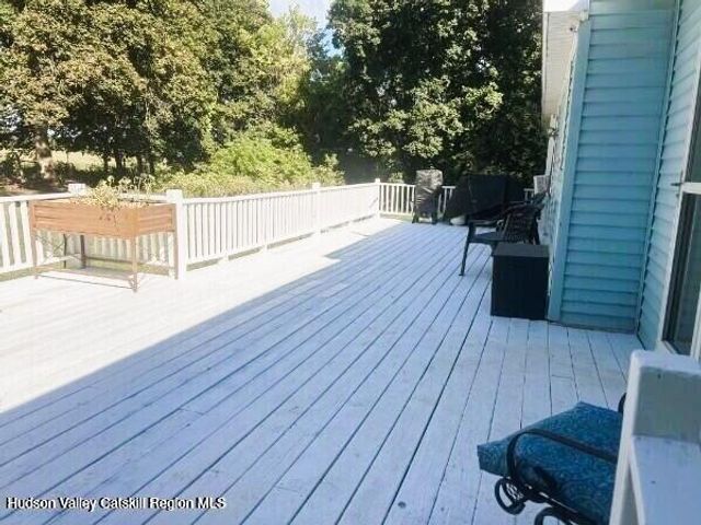 10 Calico Lane, Claverack, NY 12513