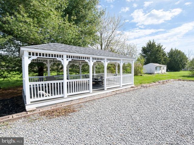 1585 MARILYN CT, Chambersburg, PA 17202