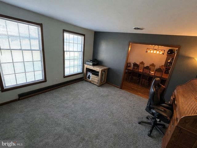 1585 MARILYN CT, Chambersburg, PA 17202