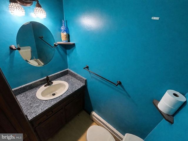 1585 MARILYN CT, Chambersburg, PA 17202