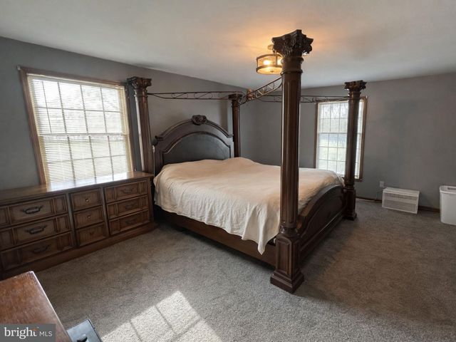 1585 MARILYN CT, Chambersburg, PA 17202