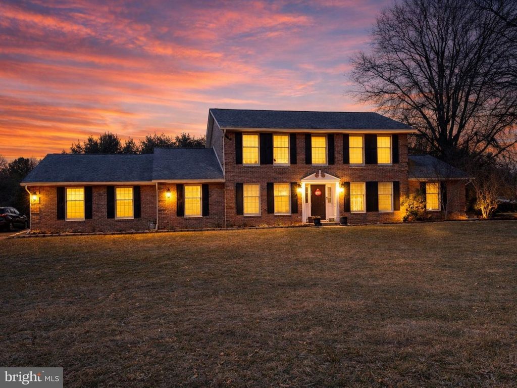 1585 MARILYN CT, Chambersburg, PA 17202