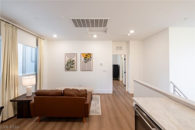 11552 Observation Point Avenue, Las Vegas, NV 89138