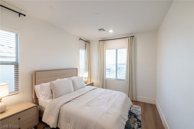 11552 Observation Point Avenue, Las Vegas, NV 89138