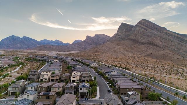 11552 Observation Point Avenue, Las Vegas, NV 89138